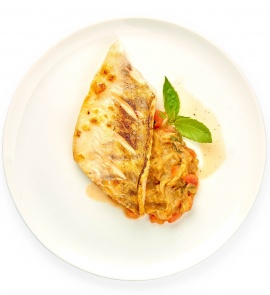 Судак с печёными овощами